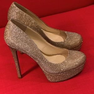 Jessica Simpson Sandrah metallic gold platforms.